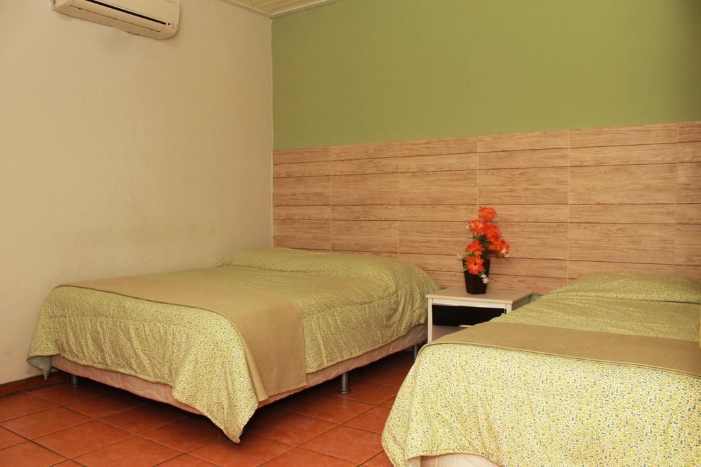 Casa de hóspedes Americas 2*